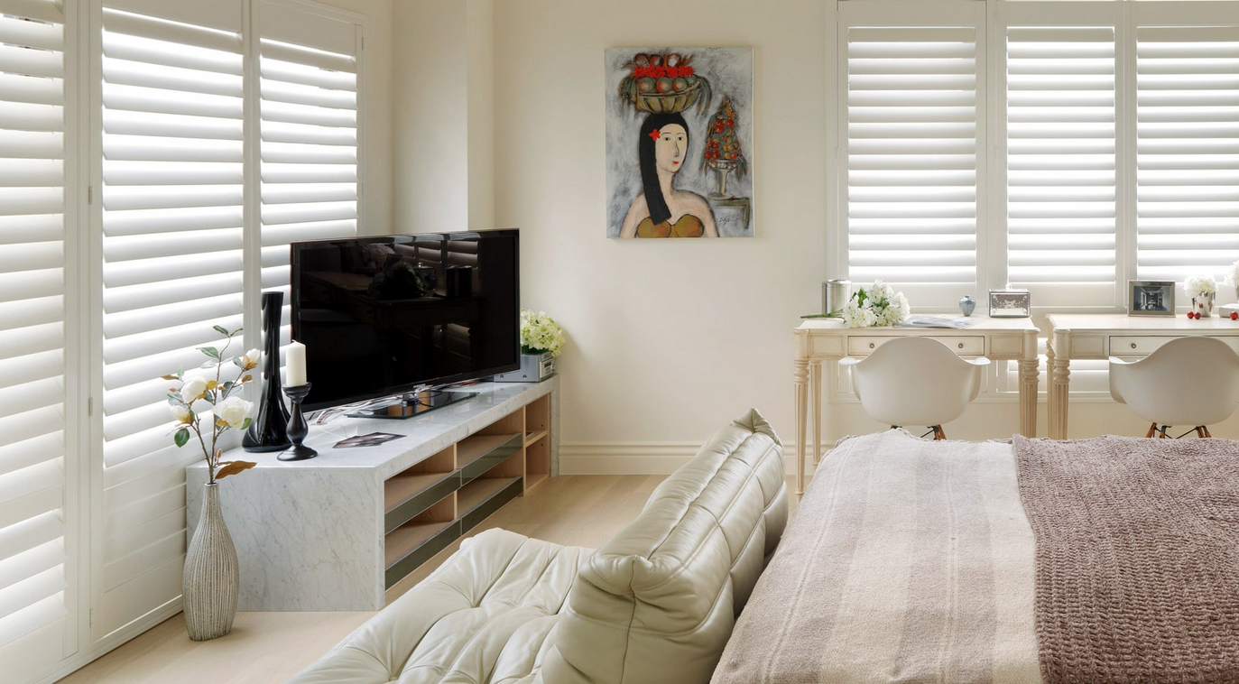 The-Reynolds-Grouo-Woodlore®-Plus-Shutters-Norman®-USA